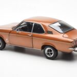 Opel Manta A Bronzinis Metallic Norev 1:18 - image 7 of 8