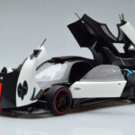 Pagani Zonda Cinque Baltas Benny Almost Real 1:18 - image 2 of 12