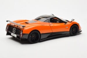 Pagani Zonda F Oranžinis St Tropez Almost Real 1:18 850409001 Metalas - nuotrauka 3 iš 8