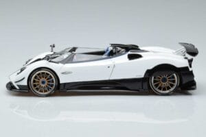 Pagani Zonda HP Barchetta Carbon Fiber Baltas LCD 1:18 LCD18009-WH Metalas - nuotrauka 5 iš 9
