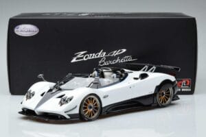 Pagani Zonda HP Barchetta Carbon Fiber Baltas LCD 1:18 LCD18009-WH Metalas - nuotrauka 9 iš 9