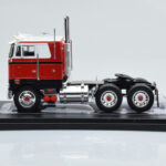 Peterbilt 352 Pacemaker Raudonas Baltas IXO 1:43 - image 2 of 4