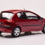 Peugeot 206 S16 Raudonas Otto 1:18 - image 2 of 6