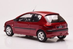 Peugeot 206 S16 Raudonas Otto 1:18 OT1039 Derva - nuotrauka 5 iš 6