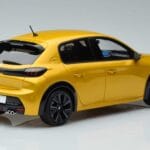 Peugeot 208 GT Line Geltonas Otto 1:18 OT930 Derva - image 2 of 6
