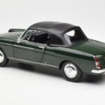 Peugeot 404 Kabrioletas Antique Green Riboto Leidimo Norev 1:18 - image 7 of 8