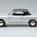 Peugeot 404 Kabrioletas Sidabrinis Norev 1:18 - image 4 of 8