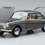 Peugeot 404 Coupe Graphite Pilkas Norev 1:18 - image 2 of 7