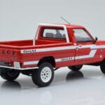 Peugeot 504 Dangel Pickup Raudonas Otto 1:18 - image 2 of 6