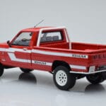 Peugeot 504 Dangel Pickup Raudonas Otto 1:18 - image 5 of 6