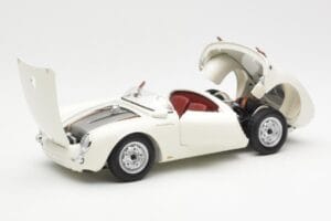 Porsche 550 Spyder 70 Metu Leidimas Baltas Schuco 1:18 450033300 Metalas - nuotrauka 2 iš 8