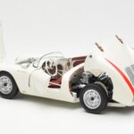 Porsche 550 Spyder 70 Metu Leidimas Baltas Schuco 1:18 - image 5 of 8