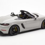 Porsche 718 Spyder Crayon Pilkas GT Spirit 1:18 - image 2 of 6