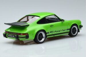 Porsche 911 3.2 Carrera Žalsvai Geltonas GT Spirit 1:18 GT740 Derva - nuotrauka 2 iš 6