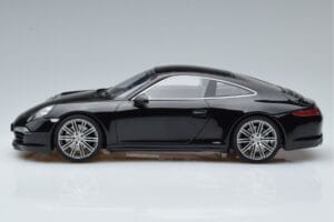 Porsche 911 991 Carrera 4 Black Edition GT Spirit 1:18 GT114 Derva - nuotrauka 3 iš 6