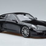 Porsche 911 991 Carrera 4 Black Edition GT Spirit 1:18 GT114 Derva - image 4 of 6