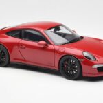 Porsche 911 991 Carrera GTS Carmine Raudonas Schuco 1:18 - image 6 of 8