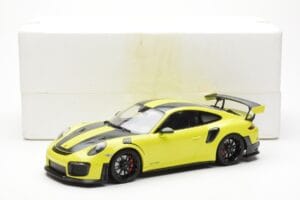 Porsche 911 991.2 GT2 RS Šviesiai Žalias Su Juodais Magnio Ratais Minichamps 1:18 155068300 Metalas - nuotrauka 6 iš 6