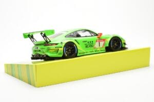 Porsche 911 991.2 GT3 R #1 Manthey Racing 24 Hours Nurburgring 2019 Minichamps 1:18 MG-M-911-19-1801 Metalas - nuotrauka 3 iš 6