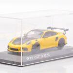 Porsche 911 991.2 GT3 RS Geltonas Minichamps 1:43 - image 2 of 4