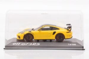 Porsche 911 991.2 GT3 RS Geltonas Minichamps 1:43
