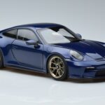 Porsche 911 992 GT3 Touring Package Mėlynas Metalinis Norev 1:18 187302 Metalas - image 5 of 7