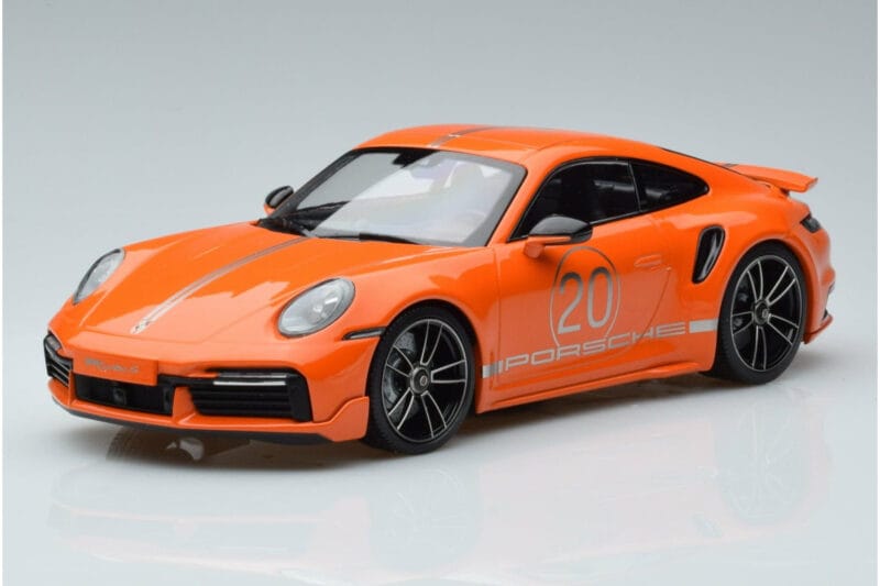Porsche 911 992 Turbo S China 20th Anniversary Oranžinis Minichamps 1:18