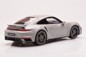 Porsche 911 992 Turbo S Crayon Pilkas GT Spirit 1:18 GT431 Derva - nuotrauka 2 iš 6