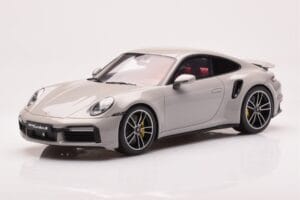 Porsche 911 992 Turbo S Crayon Pilkas GT Spirit 1:18