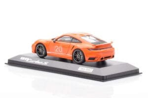 Porsche 911 992 Turbo S Gulf Oranžinis Minichamps 1:43 WAP0209060N002 Metalas - nuotrauka 3 iš 4