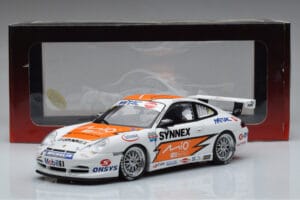 Porsche 911 996 GT3 R #1 C. Kwan Carrera Cup Asia 2004 AUTOart 1:18 80487 Metalas - nuotrauka 7 iš 7