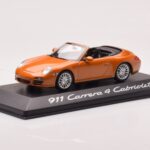 Porsche 911 997 Carrera 4 Kabrioletas Oranžinis Metalinis Minichamps 1:43 - image 2 of 4