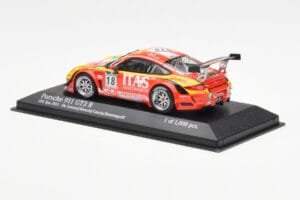 Porsche 911 997 GT3 R ITAS #18 De Lorenzi / Bonetti / Caccia / Bontempelli 24 Hours of Spa 2011 Minichamps 1:43 400118918 Met - nuotrauka 3 iš 4