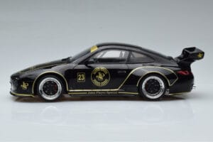 Porsche 911 997.2 RWB n23 Old New JPS MCG 1:18 MCG18326 Metalas - nuotrauka 3 iš 6