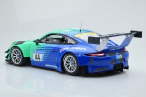 Porsche 911 GT3 R Falken Motorsports #44 M. Ragginger / J. Bergmeister / M. Werner / L. Vanthoor 24 Hours of Nurburgring 2017 - nuotrauka 5 iš 6