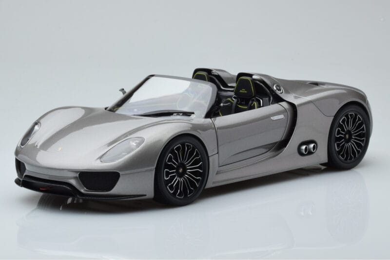 Porsche 918 Spyder Prototipas Pilkas Metalinis Minichamps 1:18