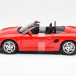Porsche Boxster 986 Raudonas UT Models 1:18 - image 3 of 6