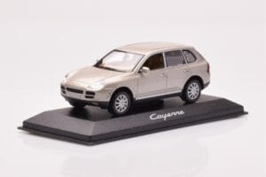 Porsche Cayenne 9PA Smėlinė Minichamps 1:43 WAPC2000513 Metalas - nuotrauka 2 iš 4