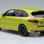 Porsche Cayenne GTS 92A Peridot Žalias GT Spirit 1:18 - image 5 of 6