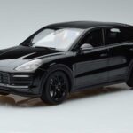Porsche Cayenne E3 S Coupe Minichamps 1:18 187673 Metalas