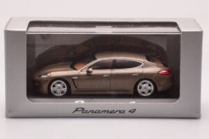 Porsche Panamera 970 4 Smėlio Metalinis Minichamps 1:43 WAP02000319 Metalas - nuotrauka 4 iš 4