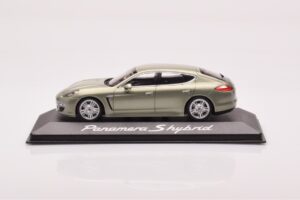 Porsche Panamera 970 S Hybrid Critall Žalias Minichamps 1:43