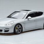 Porsche Panamera 970 Turbo Sidabrinis Norev 1:18