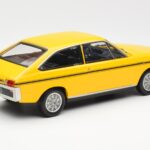 Renault 15 TL Geltonas Juodas Norev 1:18 - image 2 of 6