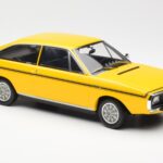 Renault 15 TL Geltonas Juodas Norev 1:18 - image 4 of 6