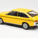 Renault 15 TL Geltonas Juodas Norev 1:18 - image 5 of 6