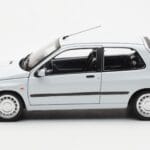 Renault Clio 16S Baltas Norev 1:18 - image 4 of 8
