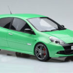 Renault Clio 3 RS Žalias Otto 1:18 - image 4 of 6