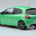 Renault Clio 3 RS Žalias Otto 1:18 - image 5 of 6