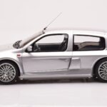 Renault Clio V6 Phase 1 Sidabrinis Otto 1:18 - image 3 of 6